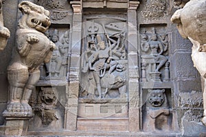 Carved idol on the inner wall of the Kanchi Kailasanathar temple, Kanchipuram, Tamil Nadu, India
