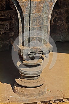 Carved pillar, Teen darwaza panhala fort