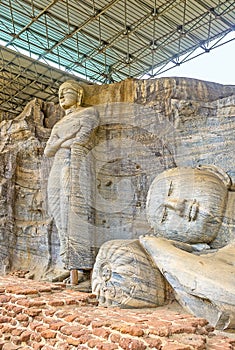 The carved statues in Gal Viharaya