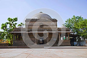 Carving details on the outer wall of a Masjid Mosque near Dada Hari stepwell, Asarwa, Ahmedabad