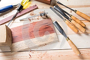 Carving wood with handtools
