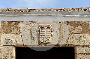 Casa con escudo nobiliario en Alange -BaÃ±os de Alange-, Extremadura, EspaÃ±a