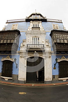 Casa osambela centro garcilaso vega