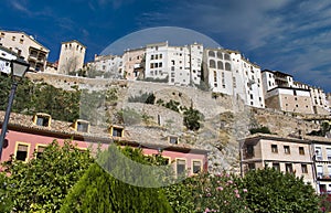Casas blancas y muralla medieval de Cuenca, Castilla la Mancha photo