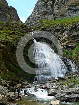 Cascada de la Cola de Caballo, Ordesa ( Spain )