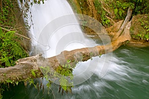 Cascadas de Agua Azul waterfall