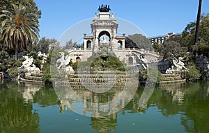 Cascading fountain