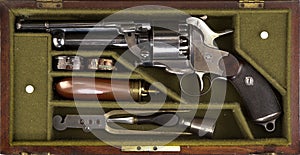 Cased Pistol revolver original antique