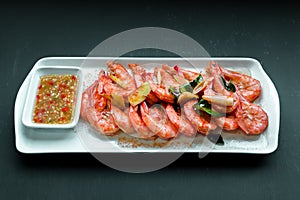 Casseroled prawns with Thai herbs