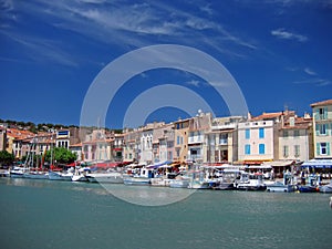 Cassis harbour photo