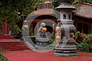 Cast iron incense burner-A corner of the winter Temple