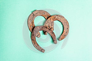 Cast iron metal horseshoes