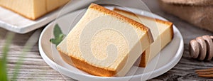 Castella kasutera - Delicious Japanese sliced sponge cake food