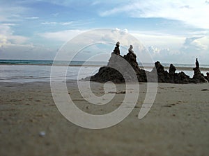 castello di sabbia sulla spiaggia, Vietnam