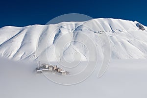 Castelluccio and vettore photo