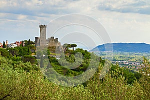 Castelnuovo magra castle photo