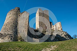 castle of carpineti bismantova stone lands of matilde di canossa tuscan emilian national park