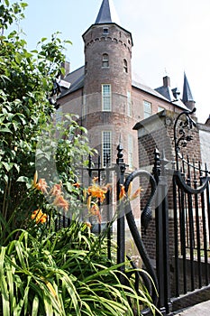 Castle Heeswijk to Heeswijk Dinther
