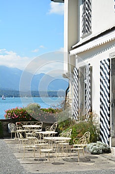 Castle Veranda By The Lake