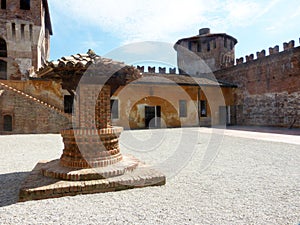 Castles of Italy - The medieval Castle of Soncino - Cremona - It