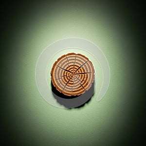 Casts a shadow on the surface emphasizing the three dimensional