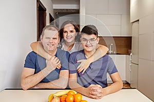 Casual Family Time in a Stylish Kitchen