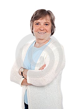 Casual woman posing with crossed arms