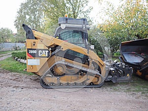CAT 289D compact track loader caterpillar
