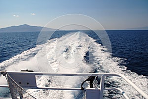 Catamaran wake, Greece