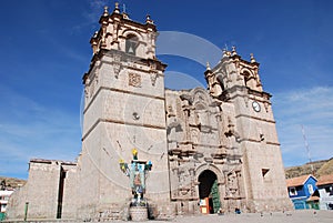 The Catedral BaseÂ­lica San Carlos Borromeo