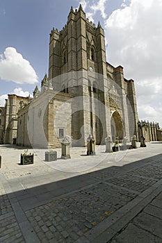 Catedral de ï¿½vila ï¿½ ï¿½vila Cathedra, Cathedral of Avila, the oldest Gothic church in Spain in the old Castilian Spanish villa