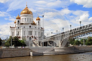 The Cathedral of Christ the Savior and the Patriarchal Bridge.