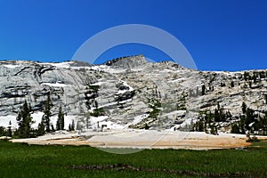 Cathedral Lake in Yosemite National Park