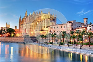 Cathedral of Palma de Majorca photo