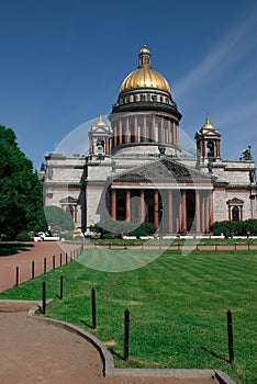 Cathedral in Sankt-Petersburg photo