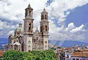 Cathedral of Santa Prisca photo