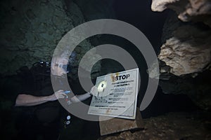 Cave Dive Warning - Devils Den