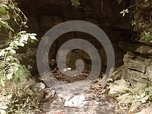Cave with turtle shells and archaeology tools