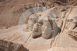 THE CAVES OF QUMRAN