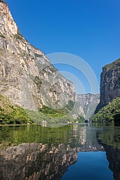 CaÃ±on del Sumidero. Wild river at Chiapas. Tour and adventure,