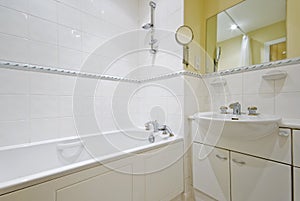 Cclassic sttyle bathroom photo
