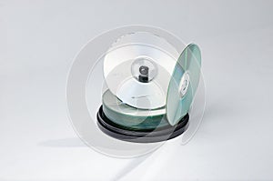 Cd or dvd disc spindle