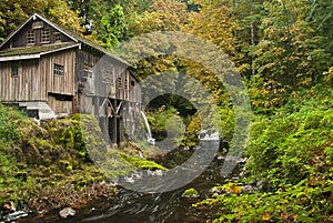 Cedar Creek Grist Mill