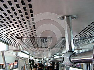 Ceiling handhold