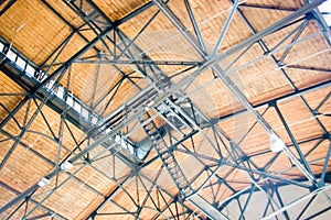 Ceiling steel construction