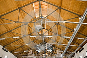 Ceiling steel construction