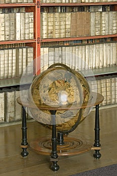 Celestial globe