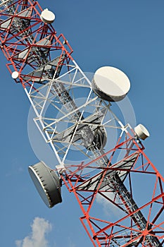 Cell mast