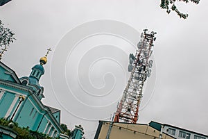 Cell (telecommunication) tower