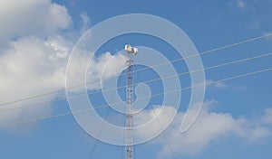 Cellular repeater, mast for broadcasting wireless communication and the Internet